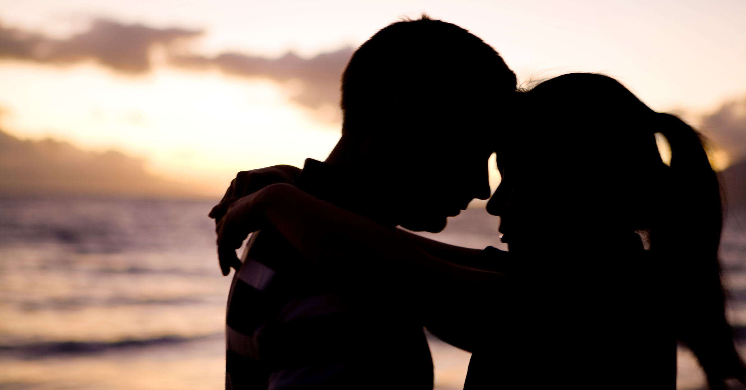 #1 New York Times Bestselling Author Rebecca Yarros' bestselling military romance series - Fight & Glory